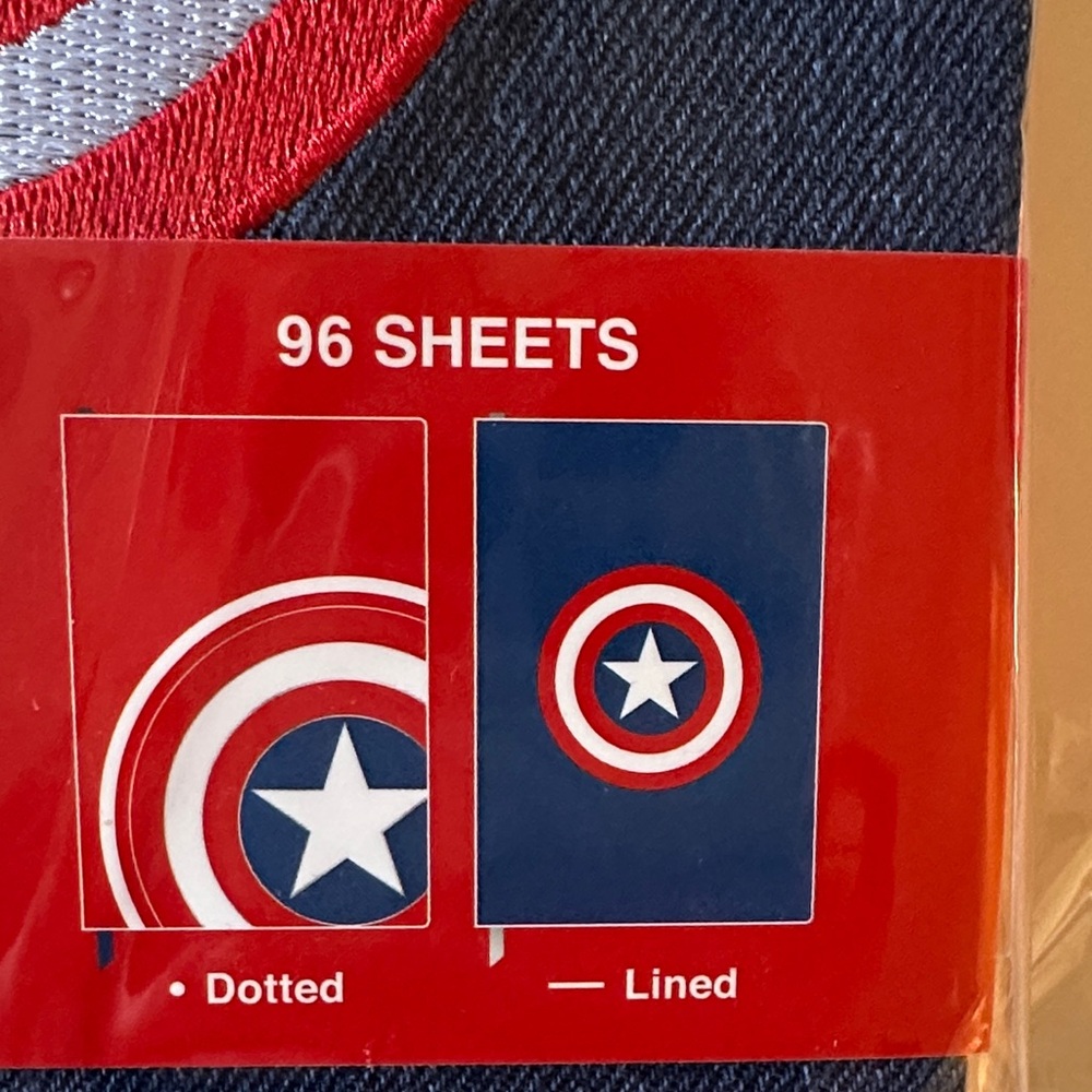 Marvel Captain America Shield Journal Set - Blue and Red - Picture 7 of 7